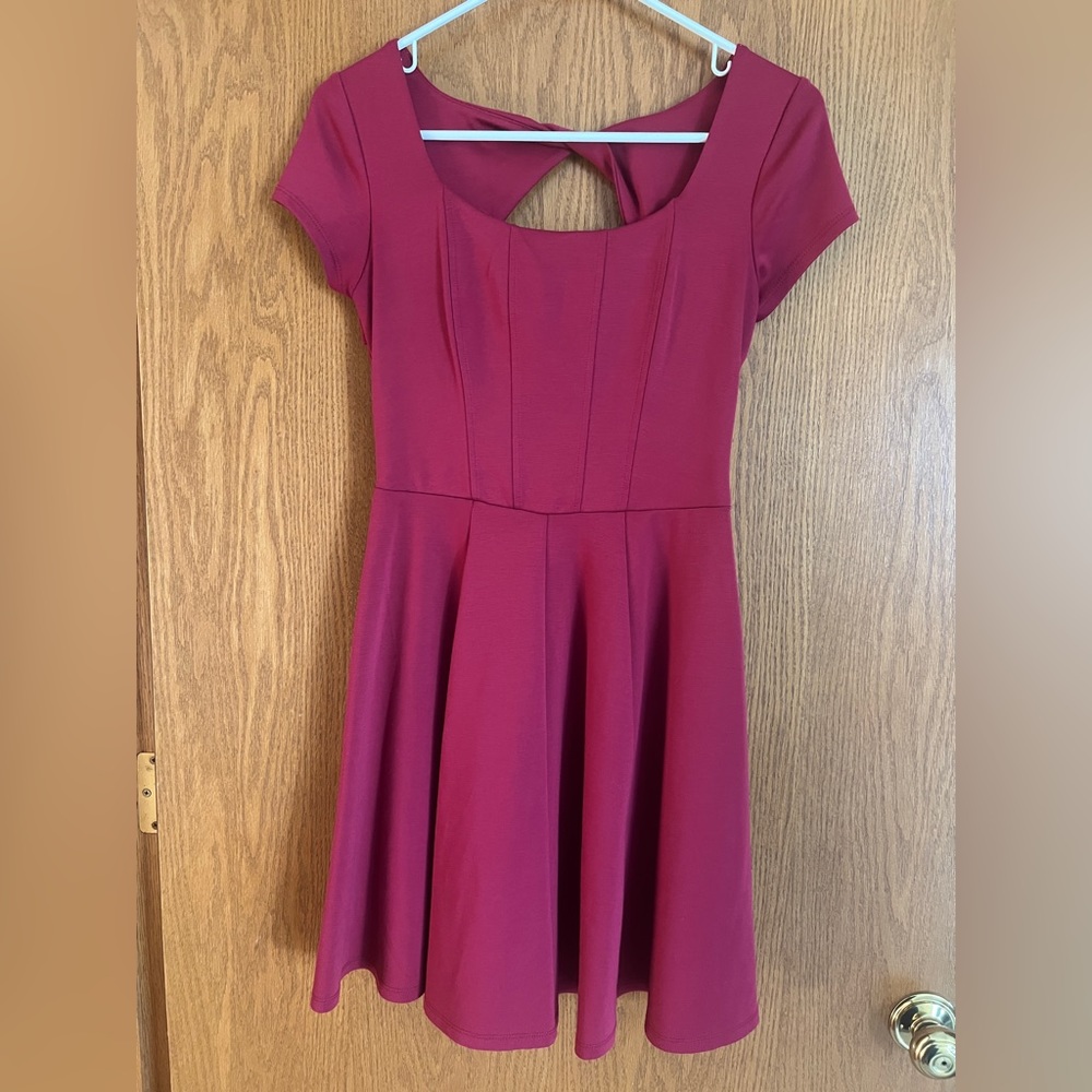 Charlotte Russe Burgundy Sleeve Mini Dress. Size S.